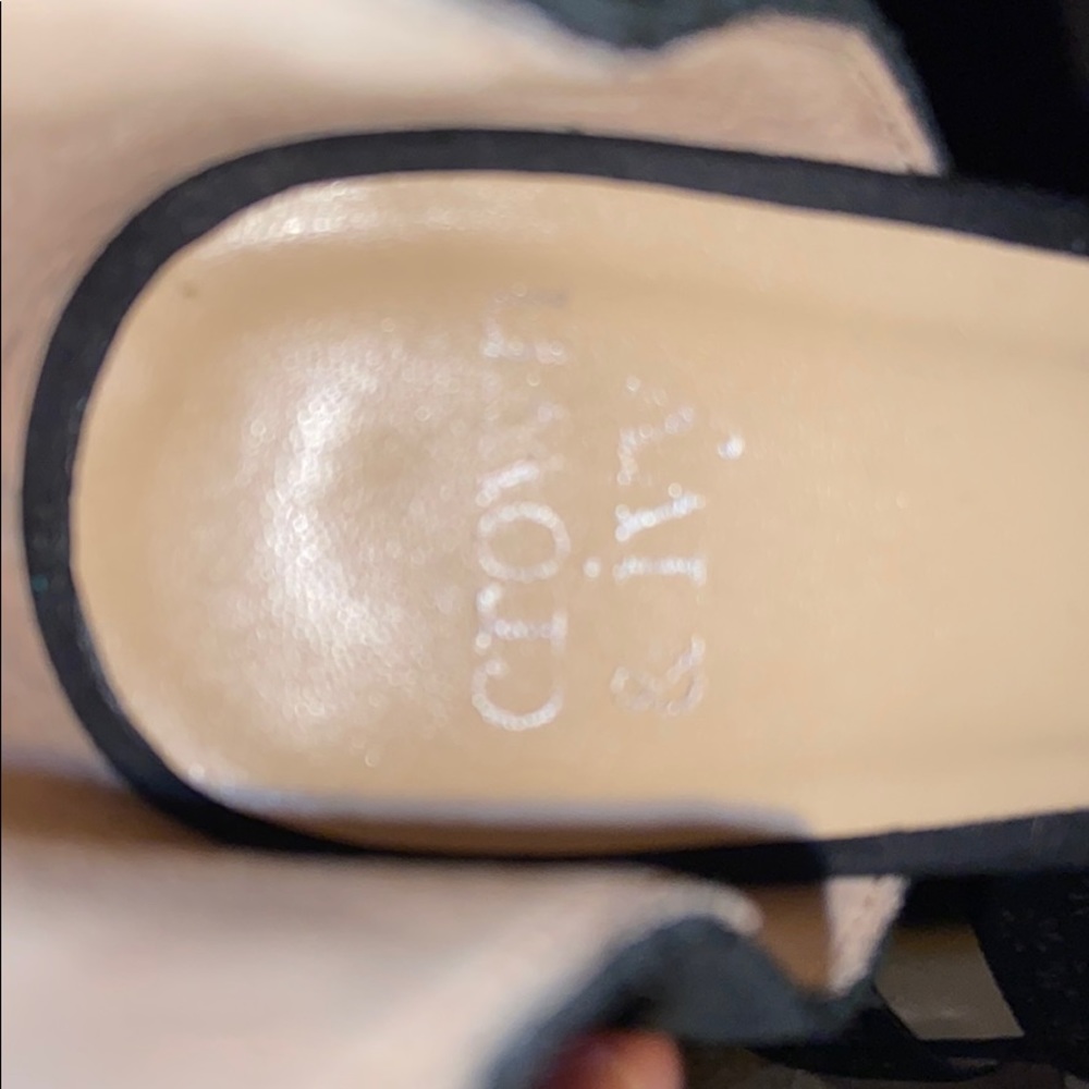 Heels - Picture 2 of 4